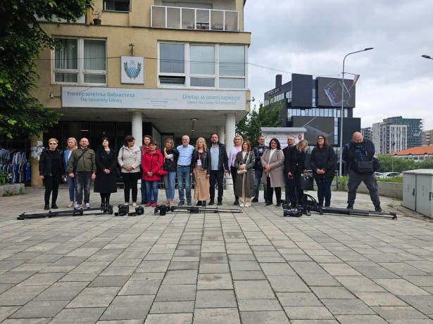 Protest novinara u Severnoj Mitrovici (foto: Nemanja Todorović, Jedinstvo)