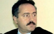 Интереси обавештајаца уплетени у истрагу убиства новинара Енвера Маљокуа Интереси обавештајаца уплетени у истрагу убиства новинара Енвера Маљокуа
