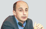 Петар Јеремић, менаџер за етичке стандарде Адрија Медија Групе: Сметају ми лицемерје и лажни професионализам Петар Јеремић, менаџер за етичке стандарде Адрија Медија Групе: Сметају ми лицемерје и лажни професионализам