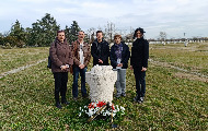 Представници ДНВ-УНС посетили гроб Светозара Марковића Тозе