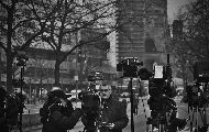 Masovni protest protiv ukidanja "Utiska nedelje" Masovni protest protiv ukidanja "Utiska nedelje"
