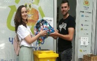 УНС предао прикупљене чепове за друштвено одговорну акцију „Чепом до осмеха“ УНС предао прикупљене чепове за друштвено одговорну акцију „Чепом до осмеха“