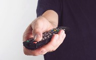 Kina u regionalnim medijima: U Crnoj Gori neutralno, u Srbiji 70 odsto pozitivno Kina u regionalnim medijima: U Crnoj Gori neutralno, u Srbiji 70 odsto pozitivno