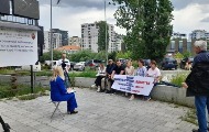 Treći kolegijum “Jedinstva” na otvorenom: Međunarodna zajednica i Priština da nam obezbede prostor za rad, oteto nam je na hiljade kvadrata u Prištini Treći kolegijum “Jedinstva” na otvorenom: Međunarodna zajednica i Priština da nam obezbede prostor za rad, oteto nam je na hiljade kvadrata u Prištini