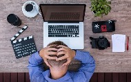 Професионални новинари жртвују своју безбедност, највише их угрожава владајућа странка Професионални новинари жртвују своју безбедност, највише их угрожава владајућа странка
