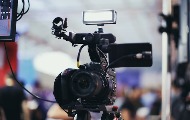 Osam opština raspisalo konkurse za sufinansiranje medijskih projekata Osam opština raspisalo konkurse za sufinansiranje medijskih projekata