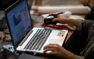 Почело подношење пријава за Награду Дафне Каруана Галиција Почело подношење пријава за Награду Дафне Каруана Галиција