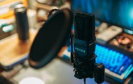 Studentske blokade iz ugla studenata: Podkast ,,Dnevnik jedne mladosti” otkriva kako je biti student u Srbiji danas Studentske blokade iz ugla studenata: Podkast ,,Dnevnik jedne mladosti” otkriva kako je biti student u Srbiji danas
