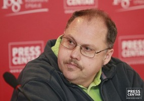 Сејдиновић: Борба медија УМ је борба свих поштовалаца демократије, да ли ће бити избора делом зависи од ове ситуације Сејдиновић: Борба медија УМ је борба свих поштовалаца демократије, да ли ће бити избора делом зависи од ове ситуације