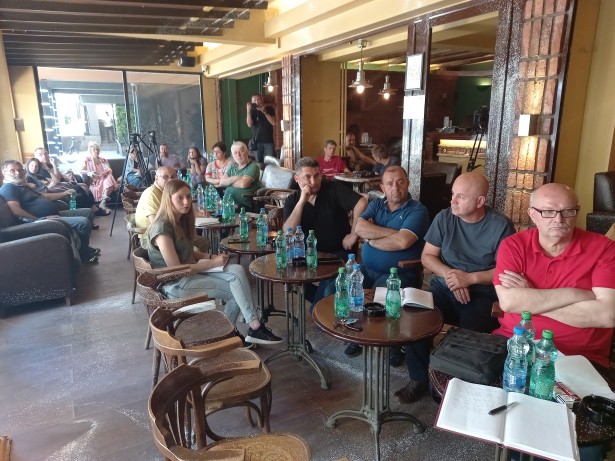 Sastanak novinara u Vranju Foto: D. Bjelica