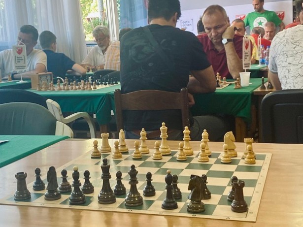 Za vreme finala Šahovske biznis lige (foto: A.N/UNS)