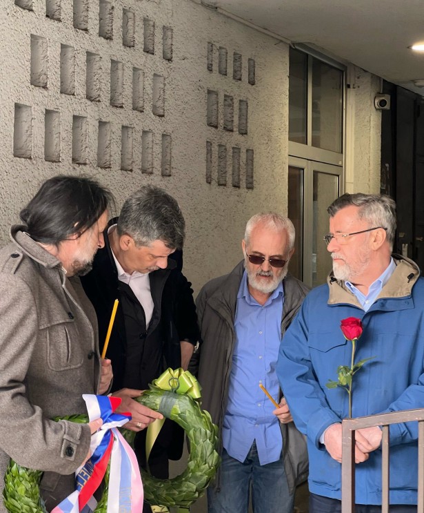S leva na desno: Predsednik UNS-a Živojin Rakočević, predsednik NUNS-a Željko Bodrožić, generalni sekretar UNS-a Nino Brajović i izvršni direktor ANEM-a Veran Matić (foto: UNS)