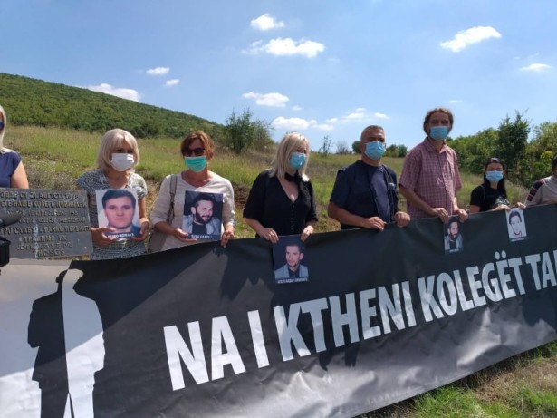 Na obeležavanju 22 godišnjice od otmice Slavuja i Perenića