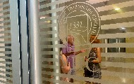 УНС дежура 28. јуна, новинаркама и новинарима обезбеђено 60 PRESS прслука УНС дежура 28. јуна, новинаркама и новинарима обезбеђено 60 PRESS прслука