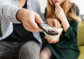 После "студената који желе да уче" - новинари који желе да пишу: Асоцијација новинара Србије или још један лош ријалити После "студената који желе да уче" - новинари који желе да пишу: Асоцијација новинара Србије или још један лош ријалити