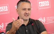 Стање аутизма не смемо доводити у везу са тероризмом и масовним убиствима Стање аутизма не смемо доводити у везу са тероризмом и масовним убиствима